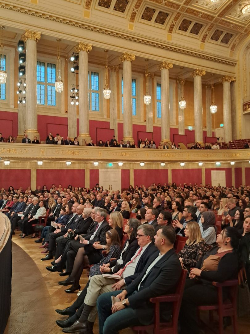 Aserbaidschanisches Kulturzentrum in Wien organisierte ein Konzert anlässlich des 100-jährigen Jubiläums von Heydar Aliyev - Gallery Image