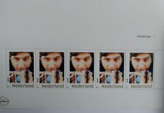 Briefmarke zum Gedenken an Schach-Europameister in den Niederlanden erschienen