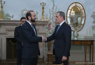 Die Außenminister Aserbaidschans und Armeniens trafen sich in Teheran