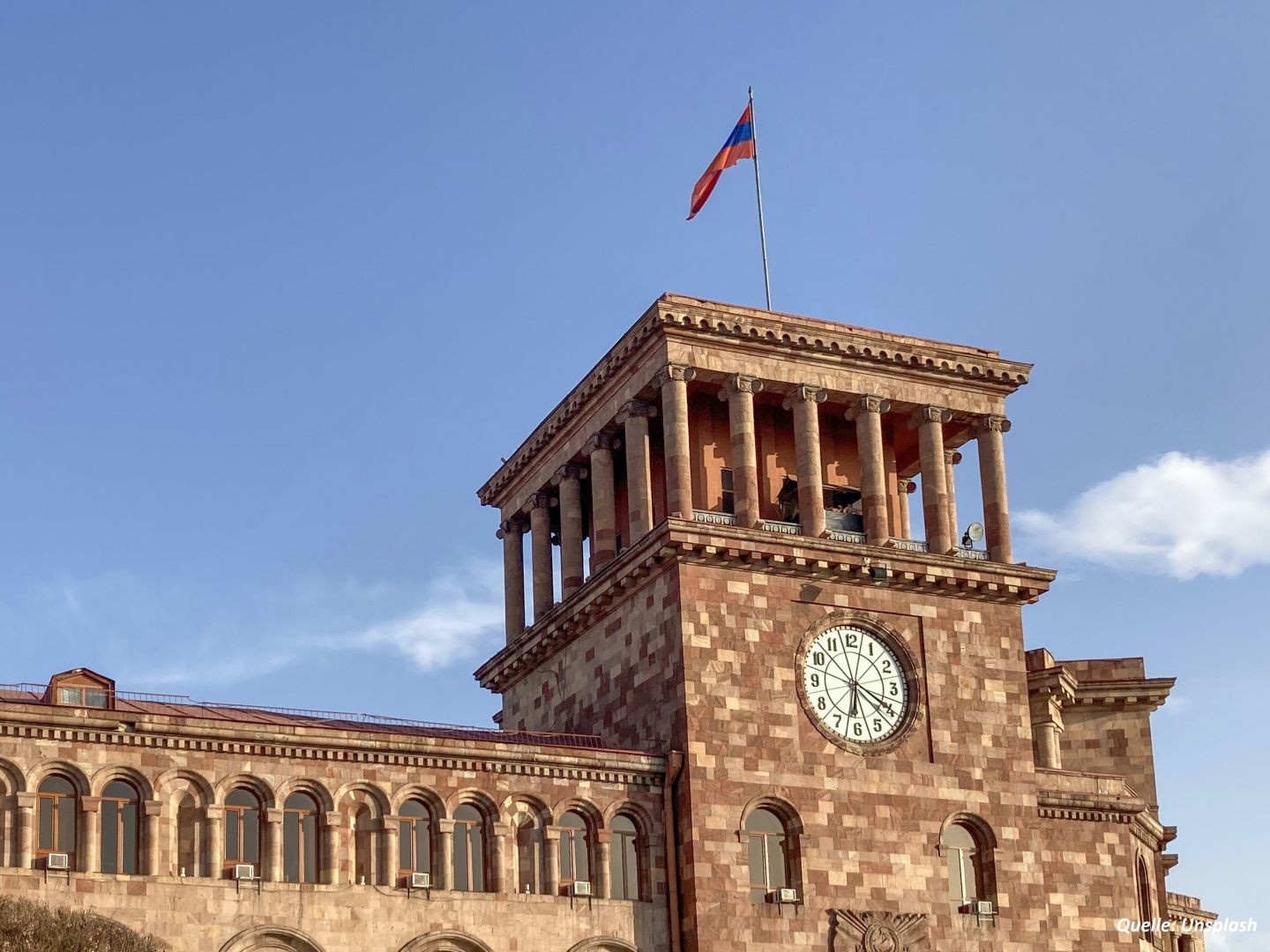 Eriwan könnte innerhalb von 15 Tagen ein Friedensabkommen mit Baku unterzeichnen - Armeniens Parlamentsprecher
