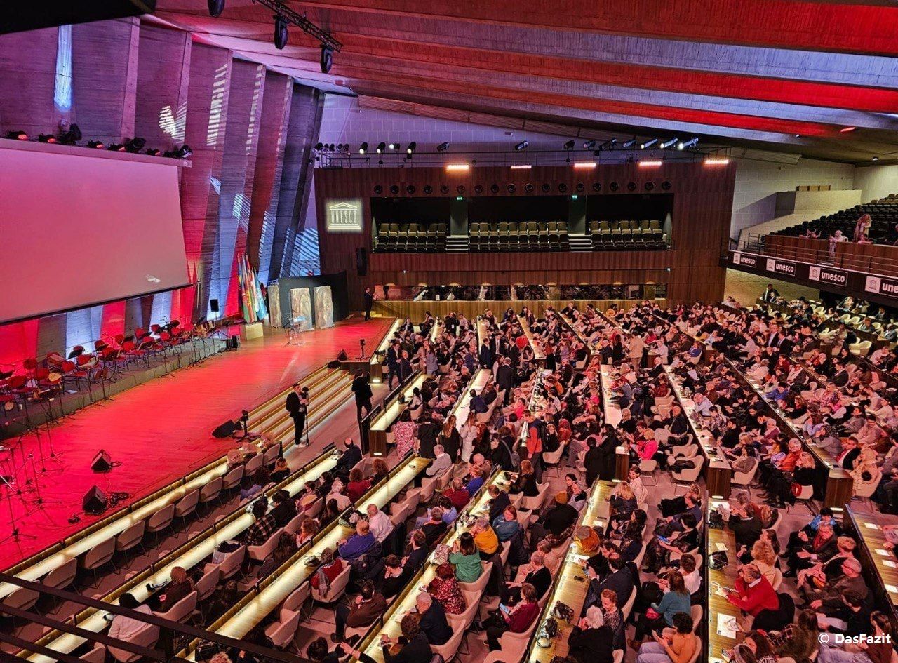 Das 30-jährige Jubiläum von TURKSOY wurde im UNESCO-Hauptquartier gefeiert - Gallery Image