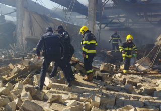 Zahl der Todesopfer bei Werkstattexplosion in Baku erreicht 8