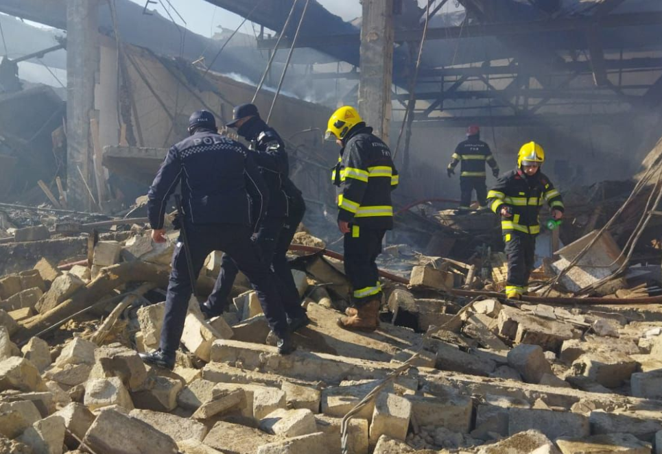 Zahl der Todesopfer bei Werkstattexplosion in Baku erreicht 8