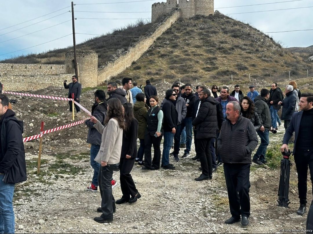 Massengrab in Karabach entdeckt (VIDEO/FOTOS) - Gallery Image