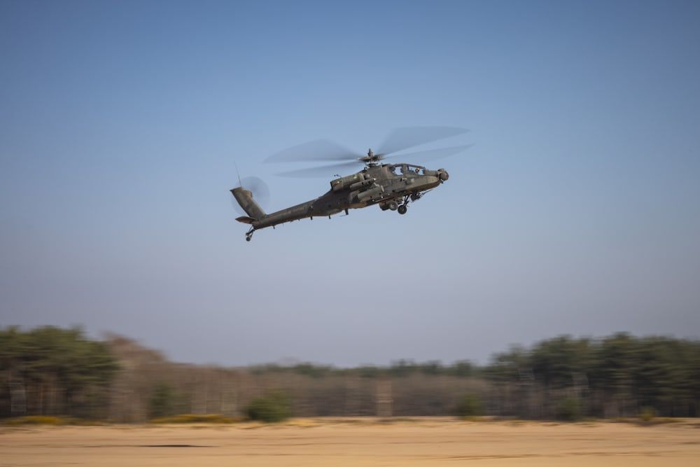 Zwei Soldaten bei Absturz eines Apache-Hubschraubers in den USA getötet