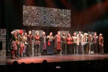 "Arschin mal alan" oder "Samt und Seide": Tradition und Moderne - Gallery Thumbnail