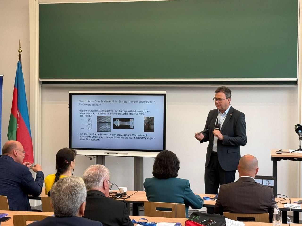 Aserbaidschanische und deutsche Experten diskutierten in Cottbus über die Zukunft intelligenter Städte - FOTO - Gallery Image